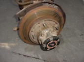 Recambio de puente delantero para daihatsu rocky todoterreno referencia OEM IAM  DISCOS 5 AGUJEROS BURRA 23