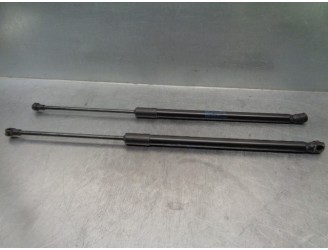 Recambio de amortiguadores maletero / porton para seat arona fr referencia OEM IAM 6F9827550B 