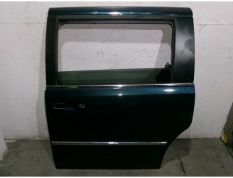 Recambio de puerta lateral corredera izquierda para chrysler grand voyager v (rt) 2.8 crd referencia OEM IAM 5020699AE 5020699AE