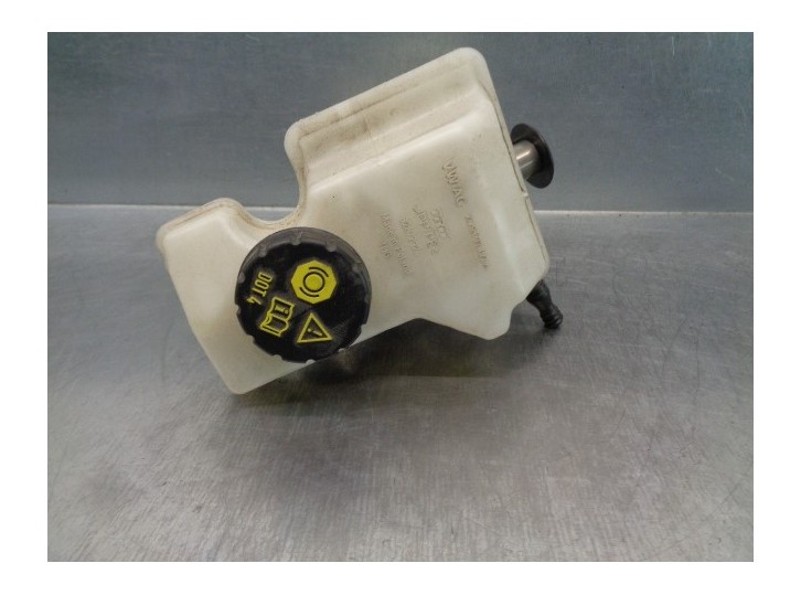 Recambio de bomba freno para seat arona fr referencia OEM IAM 5Q1614019M 5Q1614019R 6Q1611301A