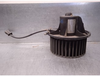 Recambio de motor calefaccion para volkswagen t4 transporter/furgoneta syncro (mod. 1991) 2.4 diesel referencia OEM IAM 35781902