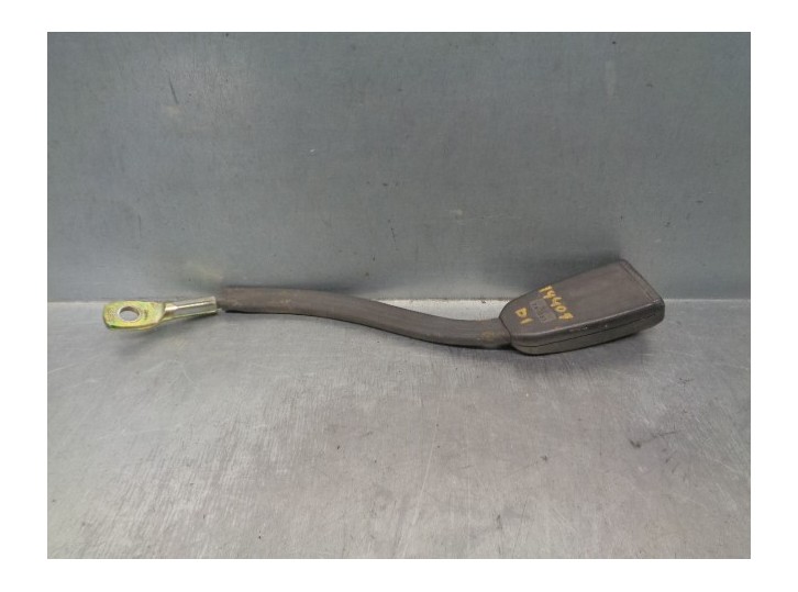 Recambio de enganche cinturon para daihatsu rocky todoterreno referencia OEM IAM 7324087609030  DEL IZ