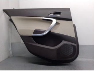 Replacement rear left door trim panel for Opel Insignia A (G09) 2.0 CDTi 4x4 (68) OEM IAM reference 13327689 5 DOOR