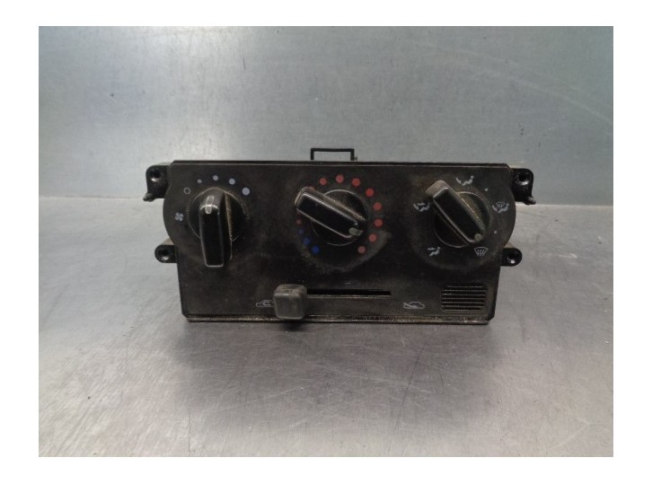 Recambio de mando calefaccion / aire acondicionado para nissan micra (k11) 1.0 16v cat referencia OEM IAM 7040030720  