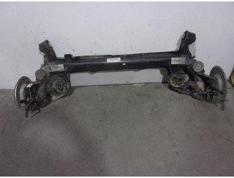 Recambio de puente trasero para ford focus 1.5 ecoblue tdci cat referencia OEM IAM 2260377 PARA DISCO DE 5 AGUGEROS BURRA 15