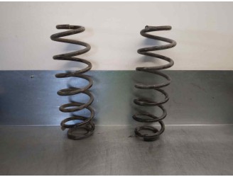 Recambio de muelle amortiguacion para seat arona fr referencia OEM IAM 2Q0411105AD  