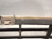 Recambio de rejilla delantera para renault megane i fase 2 berlina (ba0) 1.6 referencia OEM IAM 7700428964 7700428964 