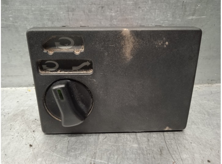 Replacement multifunction control for Volkswagen T4 Transporter/Van Syncro (mod. 1991) 2.4 Diesel OEM IAM reference 7019595