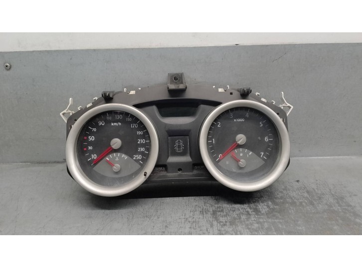 Recambio de cuadro instrumentos para renault megane ii berlina 5p 1.9 dci diesel referencia OEM IAM 8200306538A  