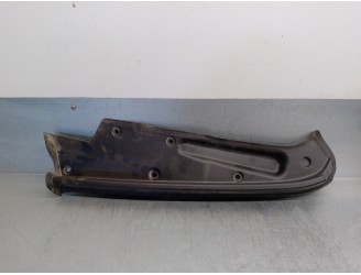 Recambio de molduras traseras para mercedes-benz clase v (w447) referencia OEM IAM A4476940925 DERECHA 