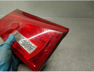 Recambio de piloto trasero derecho para lexus is 200 (ds2/is2) d-cat referencia OEM IAM 8158153070 DE PORTON 4 PUERTAS