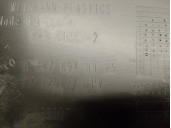 Recambio de molduras traseras para mercedes-benz clase v (w447) referencia OEM IAM A4476940925 DERECHA 