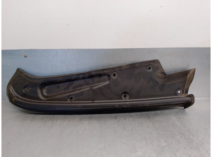 Rear trim strips replacement part for Mercedes-Benz V-Class (W447) OEM IAM reference A4476940825 LEFT 