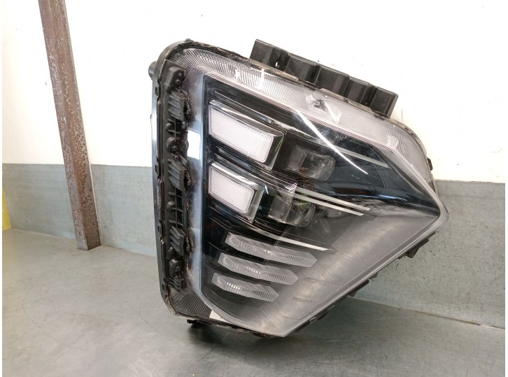 Recambio de faro derecho para hyundai kona furgoneta/suv (os, ose, osi) ev referencia OEM IAM 92102HF100  