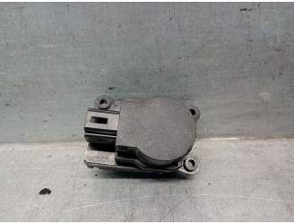 Recambio de motor apertura trampillas climatizador para ford kuga ii (dm2) 2.0 tdci referencia OEM IAM AV6N19E616AA 1786200 