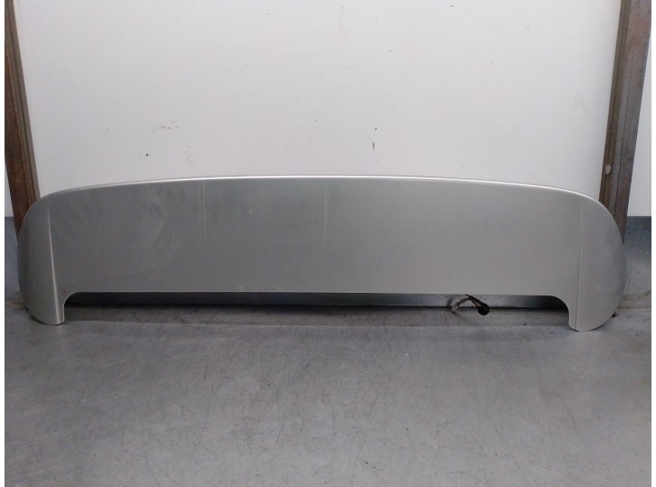 Recambio de aleron trasero para toyota previa (r30) 2.0 turbodiesel cat referencia OEM IAM 7608528070 