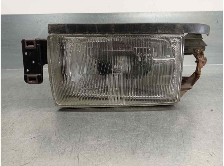 Recambio de faro derecho para alfa romeo 33 berlina 1.5 qv referencia OEM IAM 60501818  4 PUERTAS