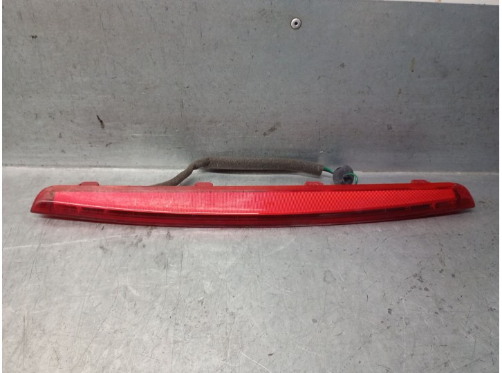 Recambio de luz central de freno para kia niro referencia OEM IAM 92700G5000 92700G5000 