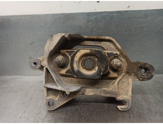 Recambio de soporte cambio para renault megane iv berlina 5p 1.5 dci diesel fap energy referencia OEM IAM 112221641R  