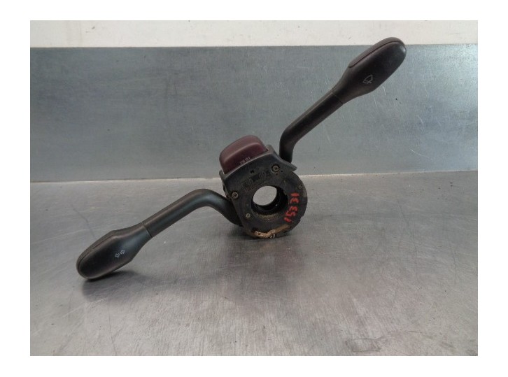 Recambio de mando luces para vento (1h1) 1991-1999 vento 1.9d vento 1.9d (1991 - 1995) referencia OEM IAM 