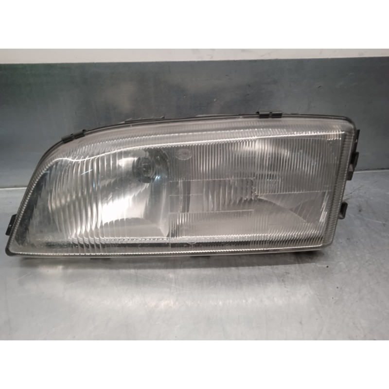 Recambio de faro izquierdo para volvo s70 berlina 2.5 20v cat referencia OEM IAM 14734300L  