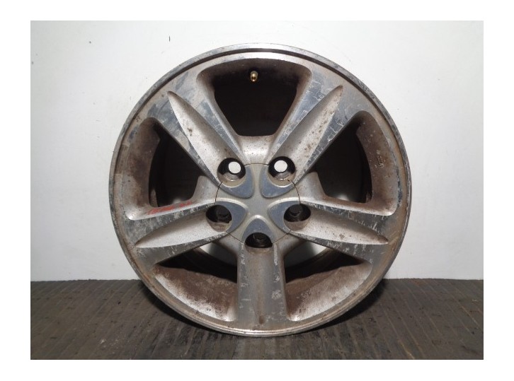 Recambio de llanta para toyota previa (r30) 2.0 turbodiesel cat referencia OEM IAM 4261128440 R15X61/2JJ50 