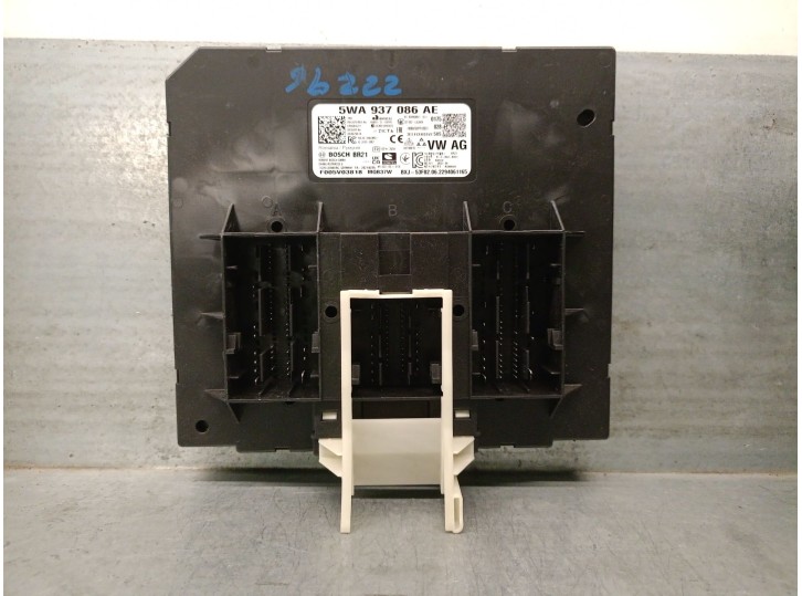 Recambio de modulo electronico para seat leon sportstourer (kl8, kld) 1.5 tsi referencia OEM IAM 5WA937086AE F005V03818 BOSCH
