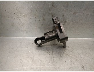 Recambio de caudalimetro para toyota corolla (_e12_) 1.4 d (nde120_) referencia OEM IAM 2220433010  1974002260 DENSO