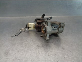 Replacement ignition switch for Vento (1H1) 1991-1999 Vento 1.9D Vento 1.9D (1991 - 1995) OEM IAM reference 