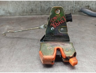 Replacement trunk / tailgate lock for Skoda Octavia Combi (1U5) 1.9 TDI OEM IAM reference 1U9827501B 2 PINS 5 DOORS