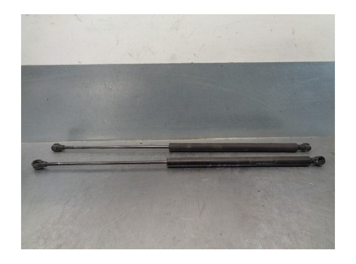 Recambio de amortiguadores maletero / porton para peugeot 106 (s1) 1.1 referencia OEM IAM 9613105380  