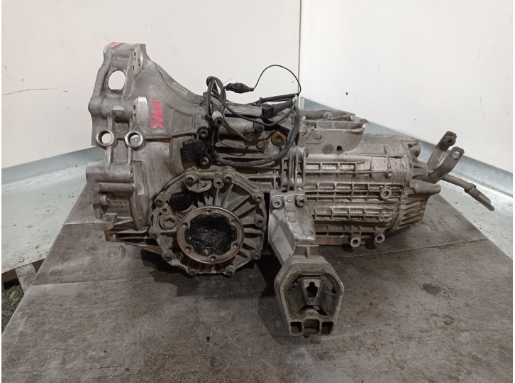 Recambio de caja cambios para audi a6 berlina (c4) 2.3 referencia OEM IAM CNX CNX01056 012300047S