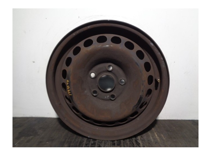 Recambio de llanta para audi a6 berlina (c4) 2.3 referencia OEM IAM 8D0601027 R156JX15H2ET45 