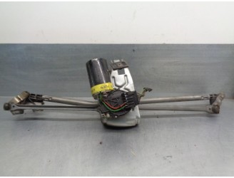 Recambio de motor limpia delantero para audi a6 berlina (c4) 2.3 referencia OEM IAM 4A1955023C 0390241330 BOSCH