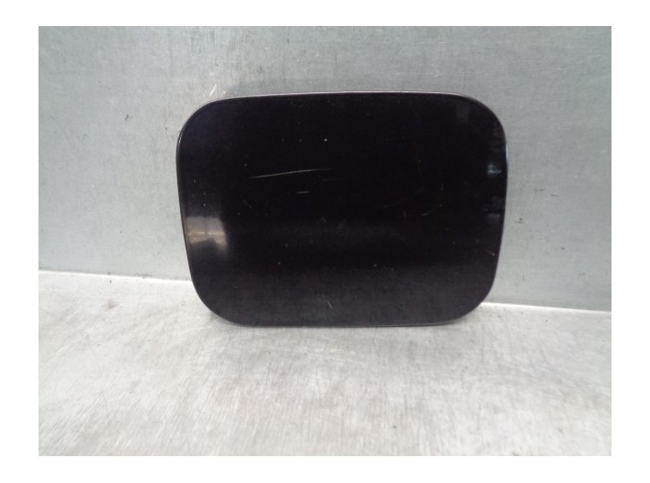 Recambio de tapa exterior combustible para audi a6 berlina (c4) 2.3 referencia OEM IAM 4A0809905D 