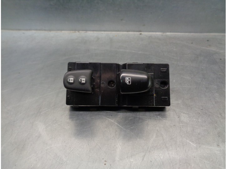 Recambio de mando elevalunas delantero derecho para renault kadjar 1.2 tce energy referencia OEM IAM 254214896R 