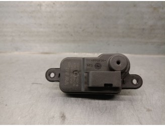 Recambio de motor tapa deposito combustible para seat leon sportstourer (kl8, kld) 1.5 tsi referencia OEM IAM 8V0862159A 8V08621