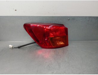 Recambio de piloto trasero izquierdo para lexus is 200 (ds2/is2) d-cat referencia OEM IAM 8156153161 DE ALETA 4 PUERTAS