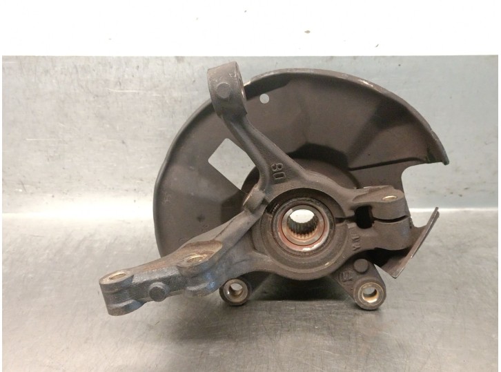 Replacement front right steering knuckle for Mazda 2 lim. (de) 1.5 16v cat OEM IAM reference D65133021A D65133021A 