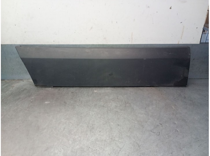 Replacement trim for Volkswagen Crafter 30-35 bus (2E_) 2.5 TDI OEM IAM reference A9066900162 2E0853517C 