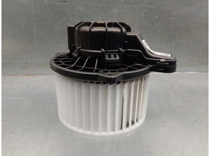 Recambio de motor calefaccion para hyundai i30 (pde, pd, pden) 2.0 n referencia OEM IAM 97113A4000  