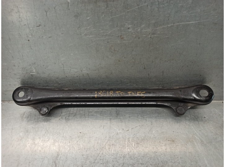 Replacement rear right lower suspension arm for Lexus IS 200 (DS2/IS2) D-CAT OEM IAM reference 4778409 