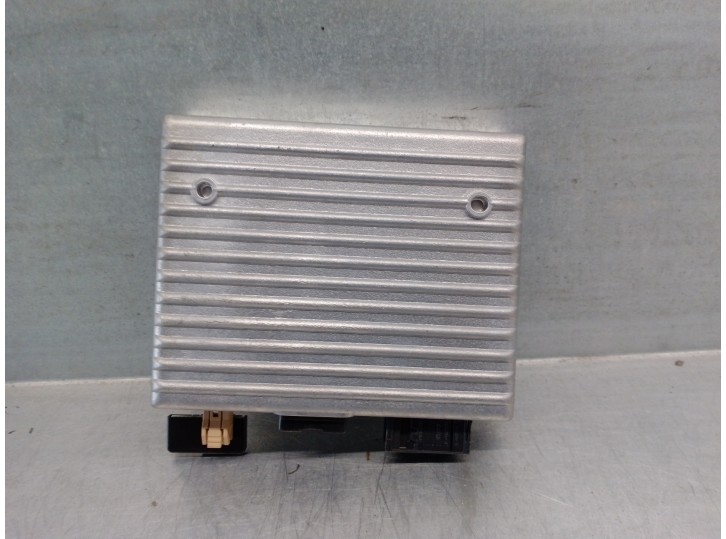 Recambio de modulo electronico para opel insignia berlina 2.0 cdti cat referencia OEM IAM 13342398 