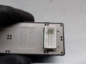 Recambio de mando elevalunas delantero derecho para hyundai ioniq referencia OEM IAM 93575G2060  