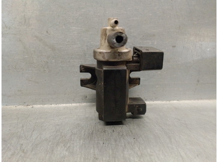 Recambio de electrovalvula vacio para opel insignia berlina 2.0 cdti cat referencia OEM IAM 8972191550 72190339 PIERBURG