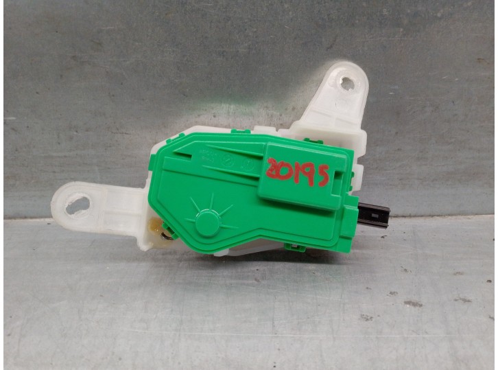 Recambio de motor tapa deposito combustible para hyundai i30 (pde, pd, pden) 2.0 n referencia OEM IAM 81550G3000 