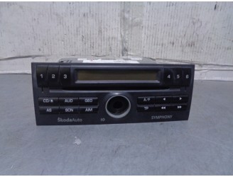 Recambio de sistema audio / radio cd para skoda fabia (6y2/6y3) 1.2 12v referencia OEM IAM 6Y0035156E 