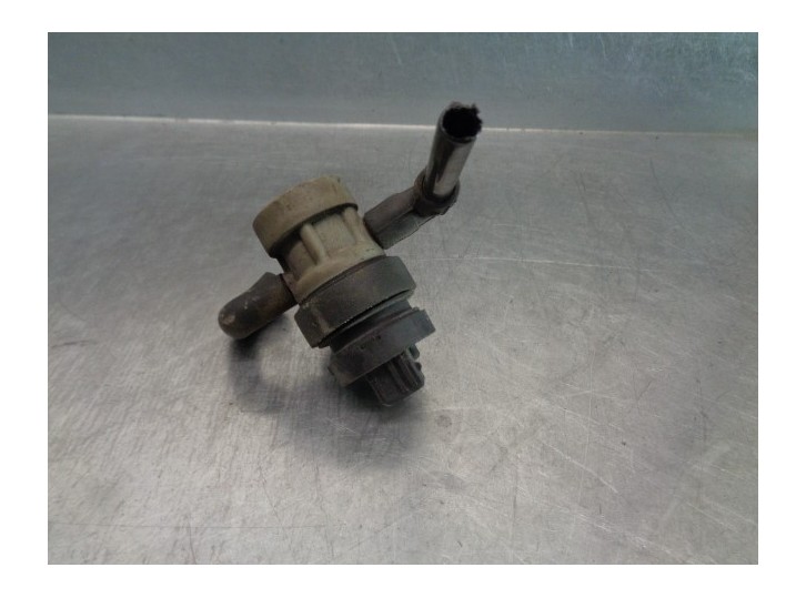 Recambio de valvula aire adicional para mercedes-benz clase clk (w208) coupe 230 compressor (208.347) referencia OEM IAM 0004701