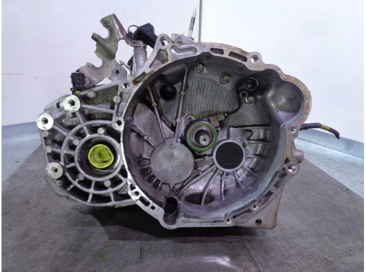 Recambio de caja cambios para chevrolet epica 2.0 diesel cat referencia OEM IAM BW3421 96420025 BC007303