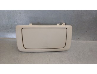 Recambio de guantera para mitsubishi outlander iii (gg_w, gf_w, zj, zl, zk) 2.0 hybrid 4wd referencia OEM IAM 7200A342 7200B249Y